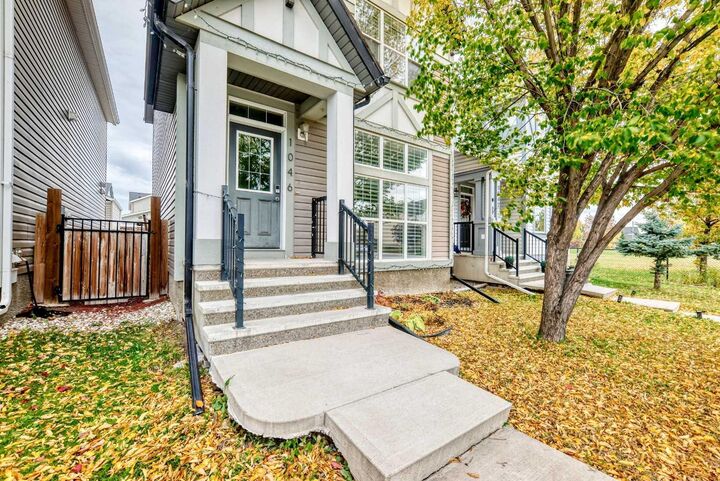 Property Photo:  1046 New Brighton Park SE  AB T2Z 0Y1 