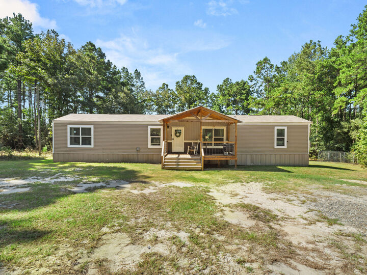 Property Photo:  170 Foxy  LA 71403 