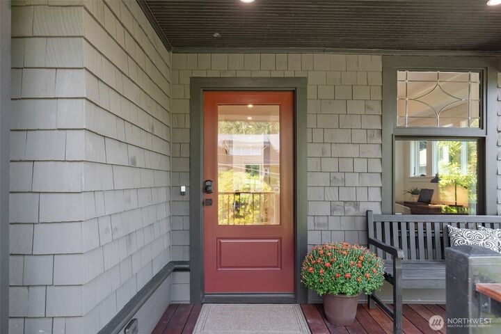 Property Photo:  1743  26th Avenue E  WA 98112 