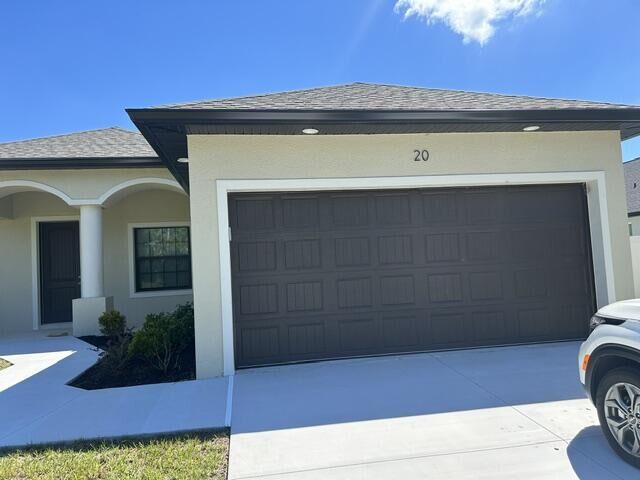 Property Photo: 20 Ellington Street FL 33953