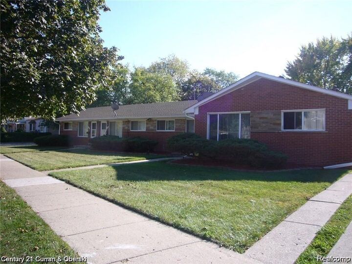 Property Photo: 1113 Montie Road MI 48146