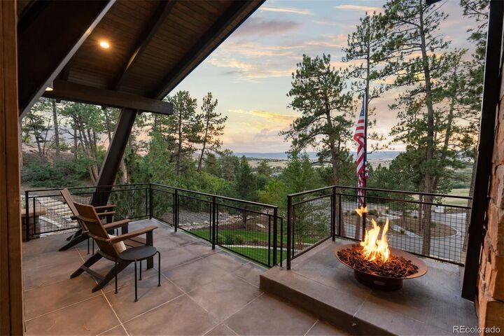 Property Photo: 11 Elk Pointe Trail CO 80108
