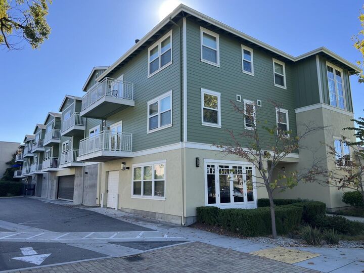 Property Photo:  708 Frederick Street 205  CA 95062 