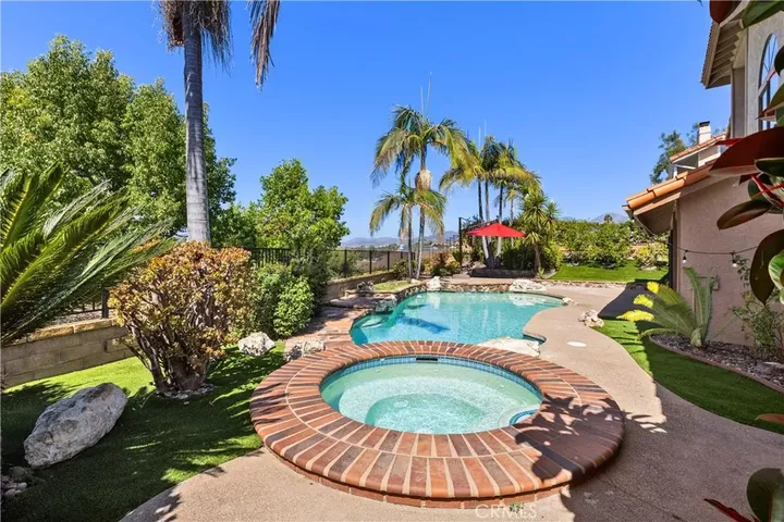 Property Photo:  28171 Tinajo  CA 92692 