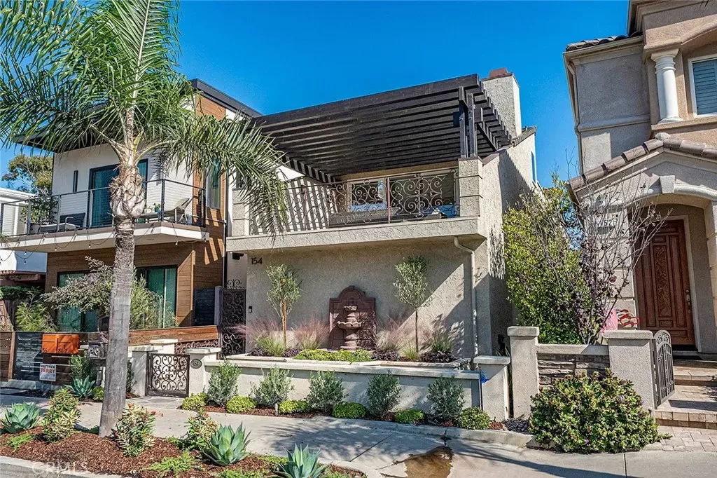 Property Photo: 154 12th CA 90740