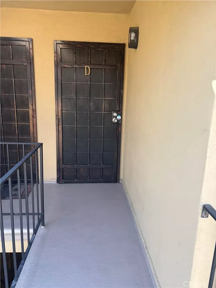 Property Photo:  1837 W Gramercy  CA 92801 