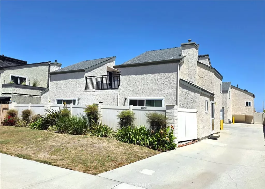 Property Photo: 16692 Dolores CA 92649