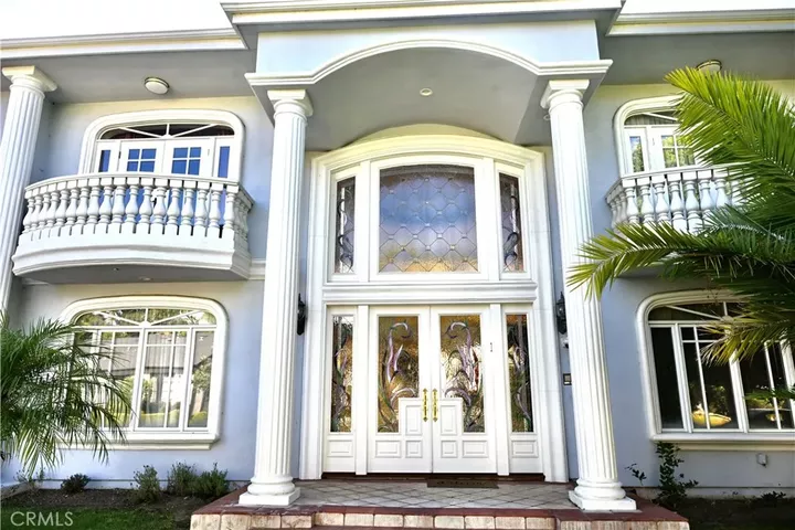 Property Photo:  2726 Casiano  CA 90077 