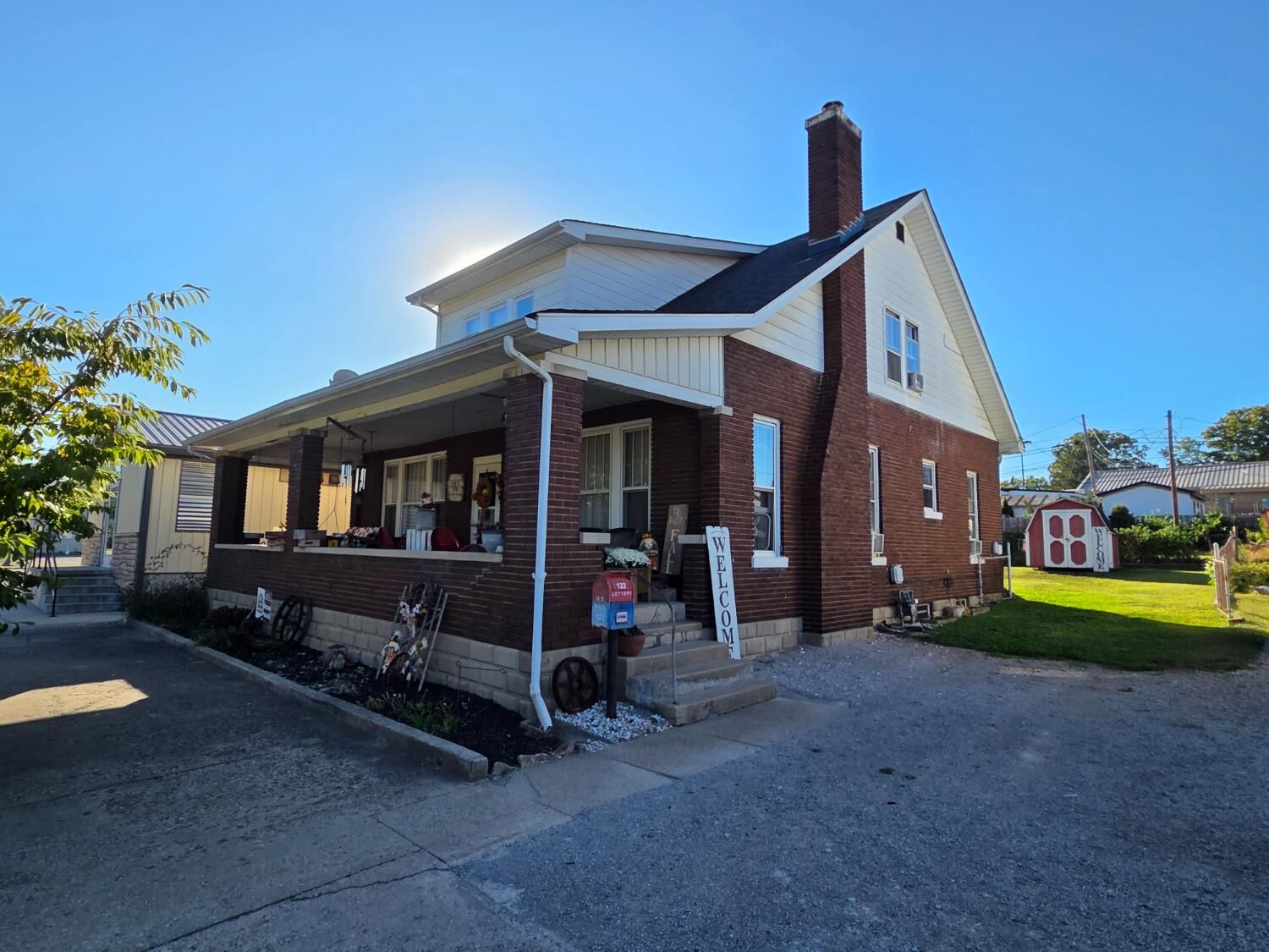 Property Photo:  122 South Walnut Street  IN 47040 
