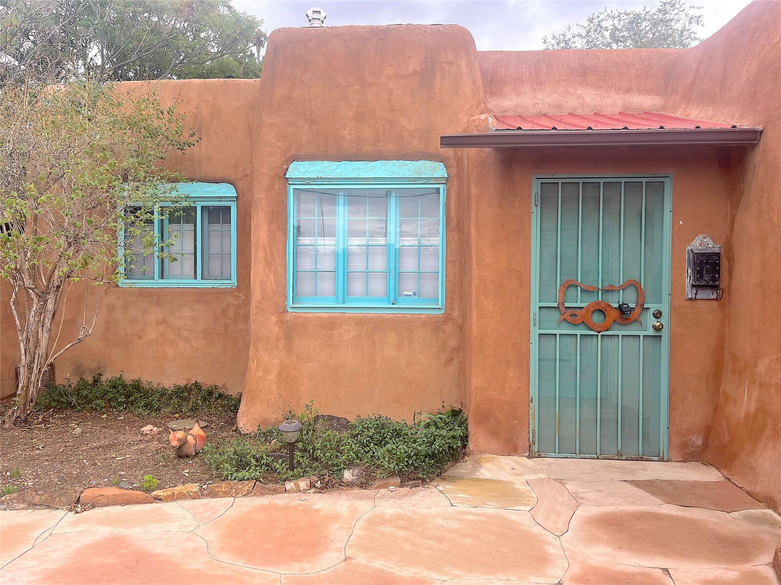 Property Photo:  1626 Paseo De Peralta  NM 87501 