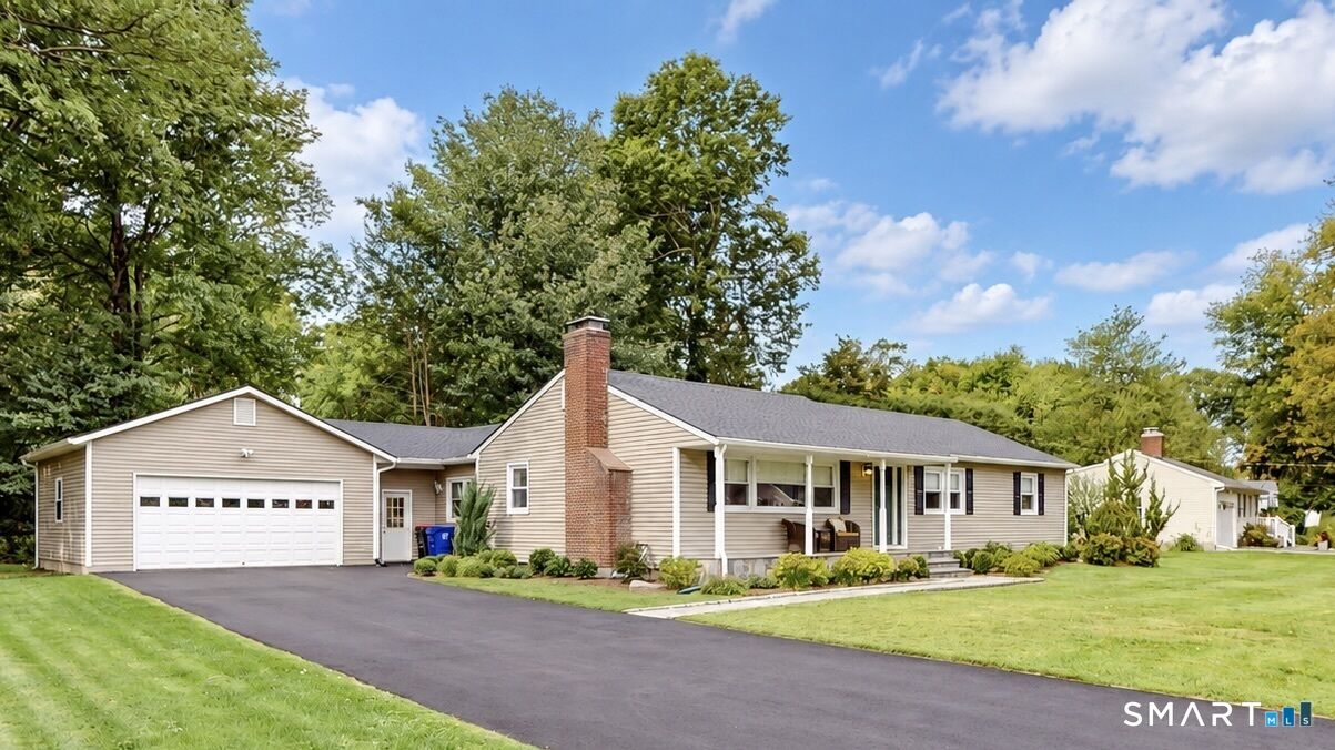 Property Photo:  22 Oriole Drive  CT 06851 