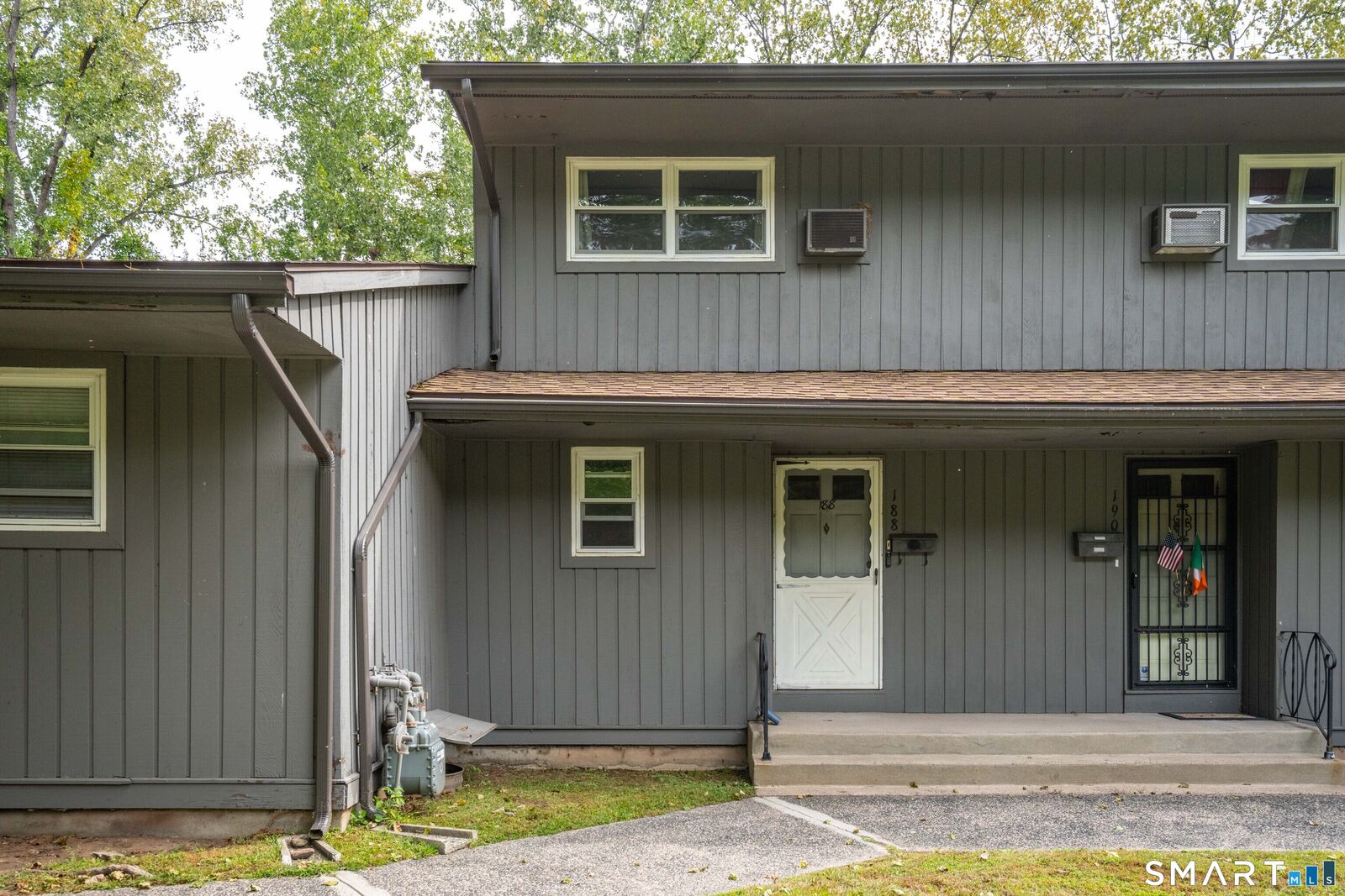 Property Photo: 188 Main Street 188 CT 06111