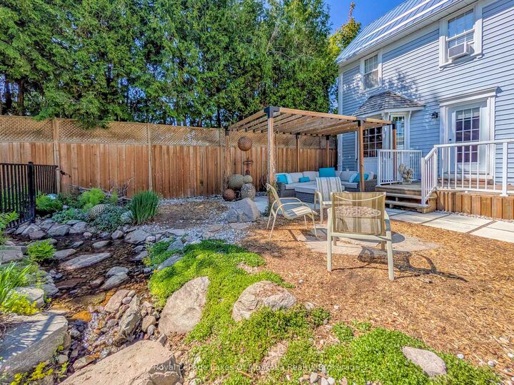Property Photo:  212 James Street  ON P1L 2B8 