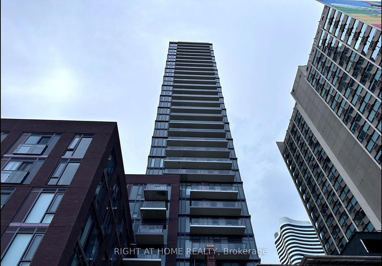 Property Photo: 308 Jarvis Street 3310 ON M5B 0E3