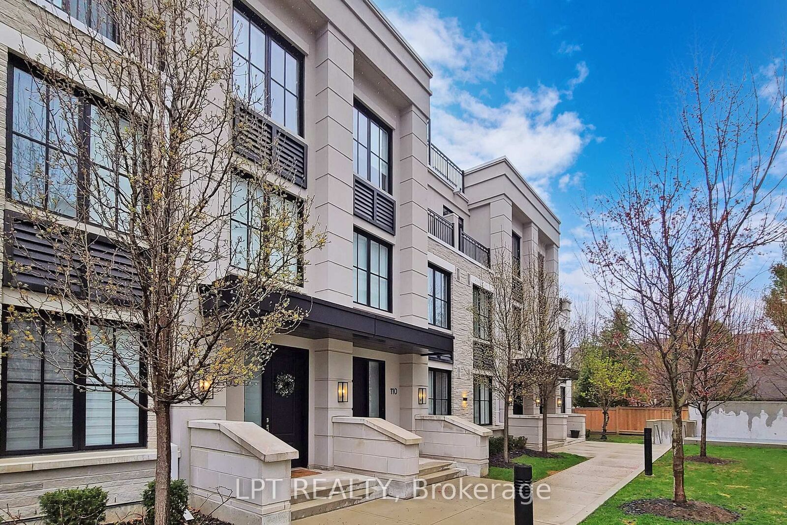 Property Photo:  1180 Cawthra Road 110  ON L5G 0A5 