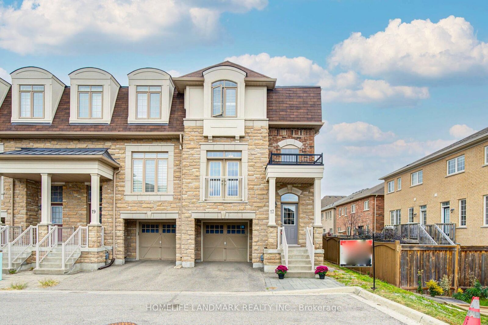 Property Photo:  17 Etherington Way  ON L6C 0X4 