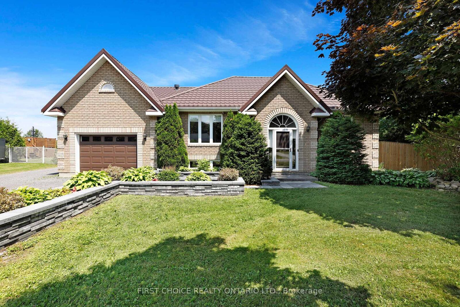 Property Photo:  5857 Trudeau Avenue  ON K0A 3H0 