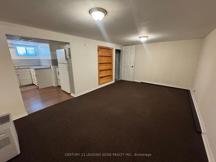 Property Photo:  293 Oshawa Boulevard N  ON L1G 5T2 