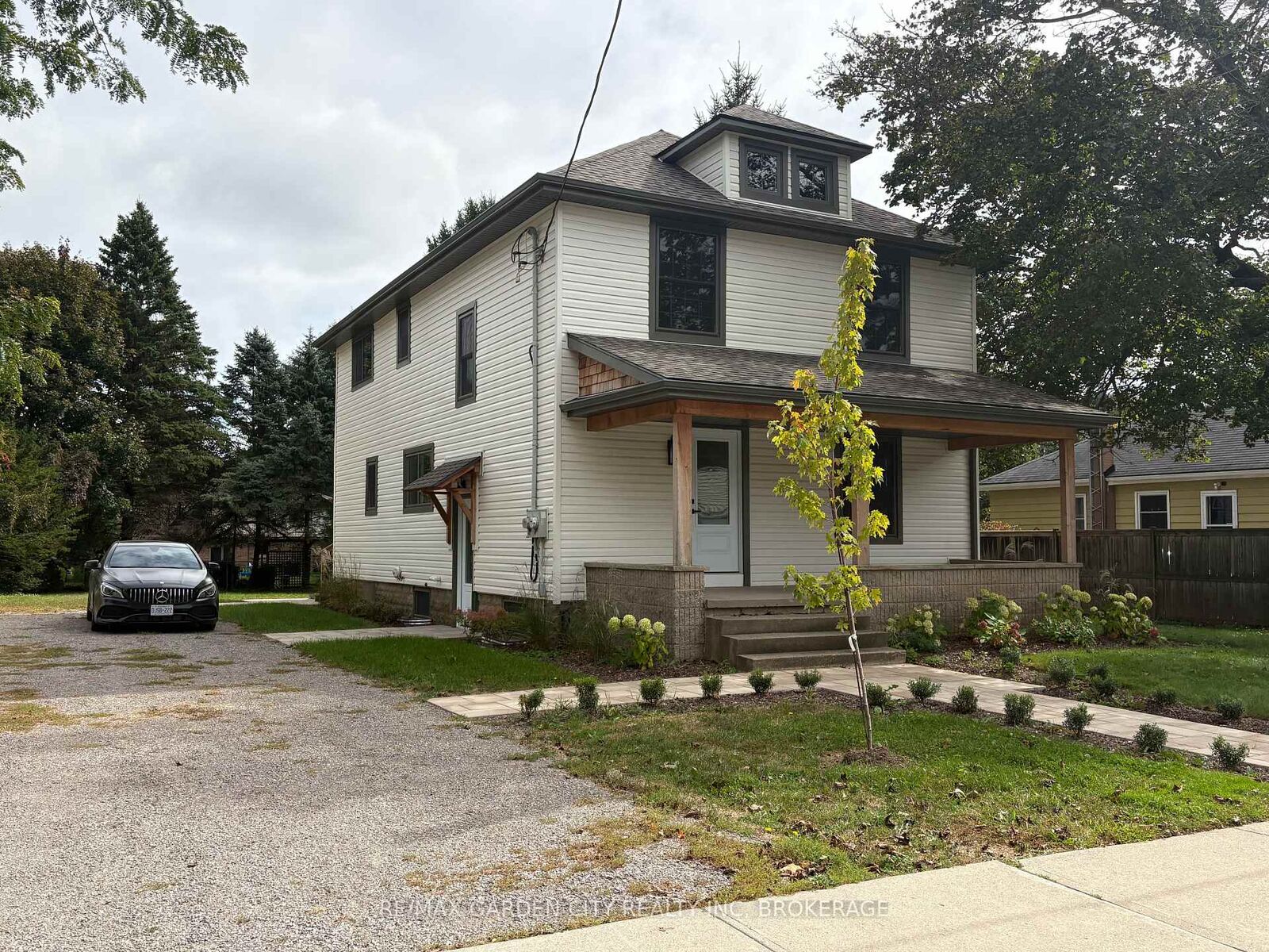 Property Photo:  1105 Haist Street 1  ON L0S 1E2 