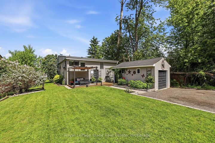 Property Photo:  18 Armstrong Avenue  ON L0B 1L0 