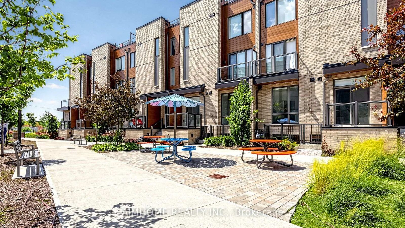 Property Photo:  88 Turtle Island Road 05  ON M6A 0E4 