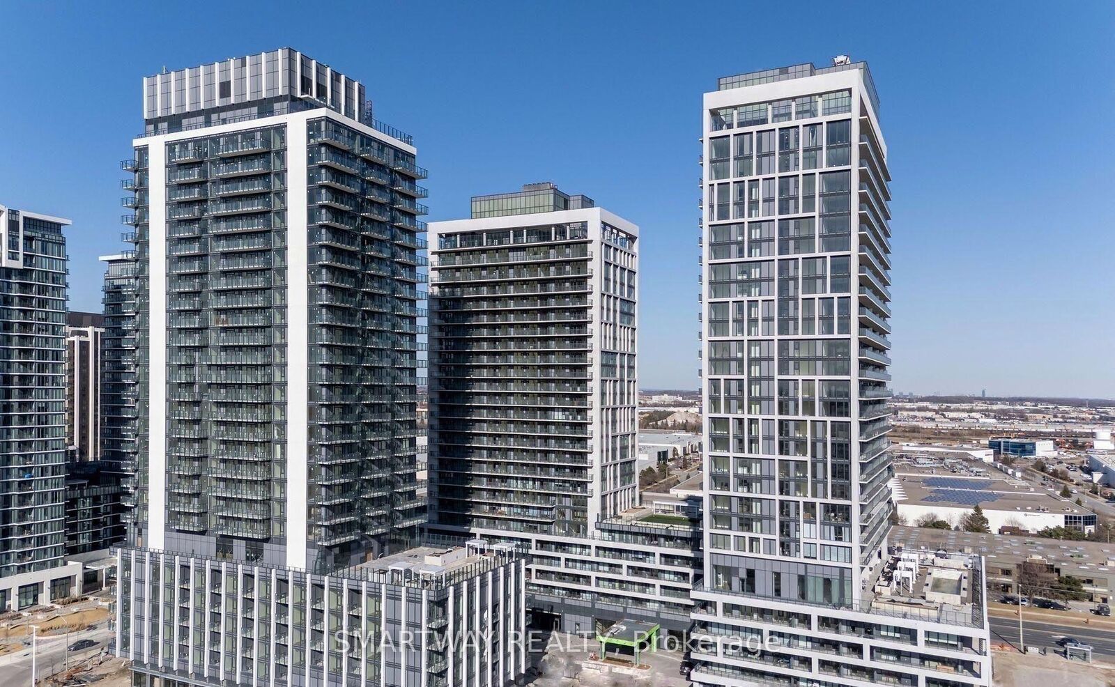 Property Photo:  8960 Jane Street 218  ON L4K 0N9 