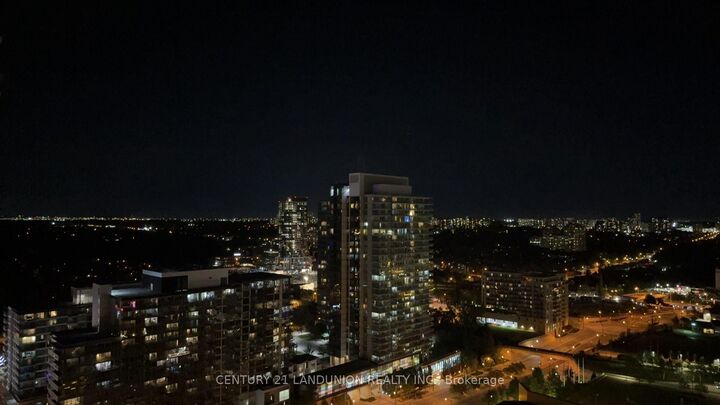 Property Photo:  117 McMahon Drive 2509  ON M2K 2X9 