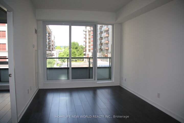 Property Photo:  18 Rean Drive 313  ON M2K 1H3 