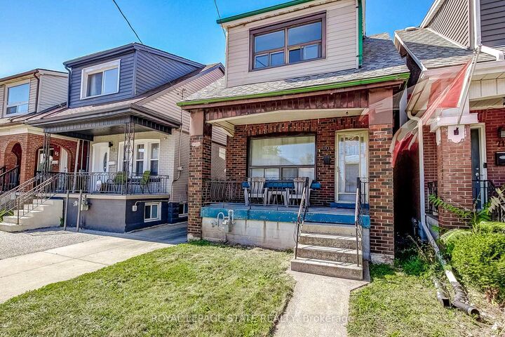 Property Photo:  69 Gage Avenue N  ON L8L 6Z8 