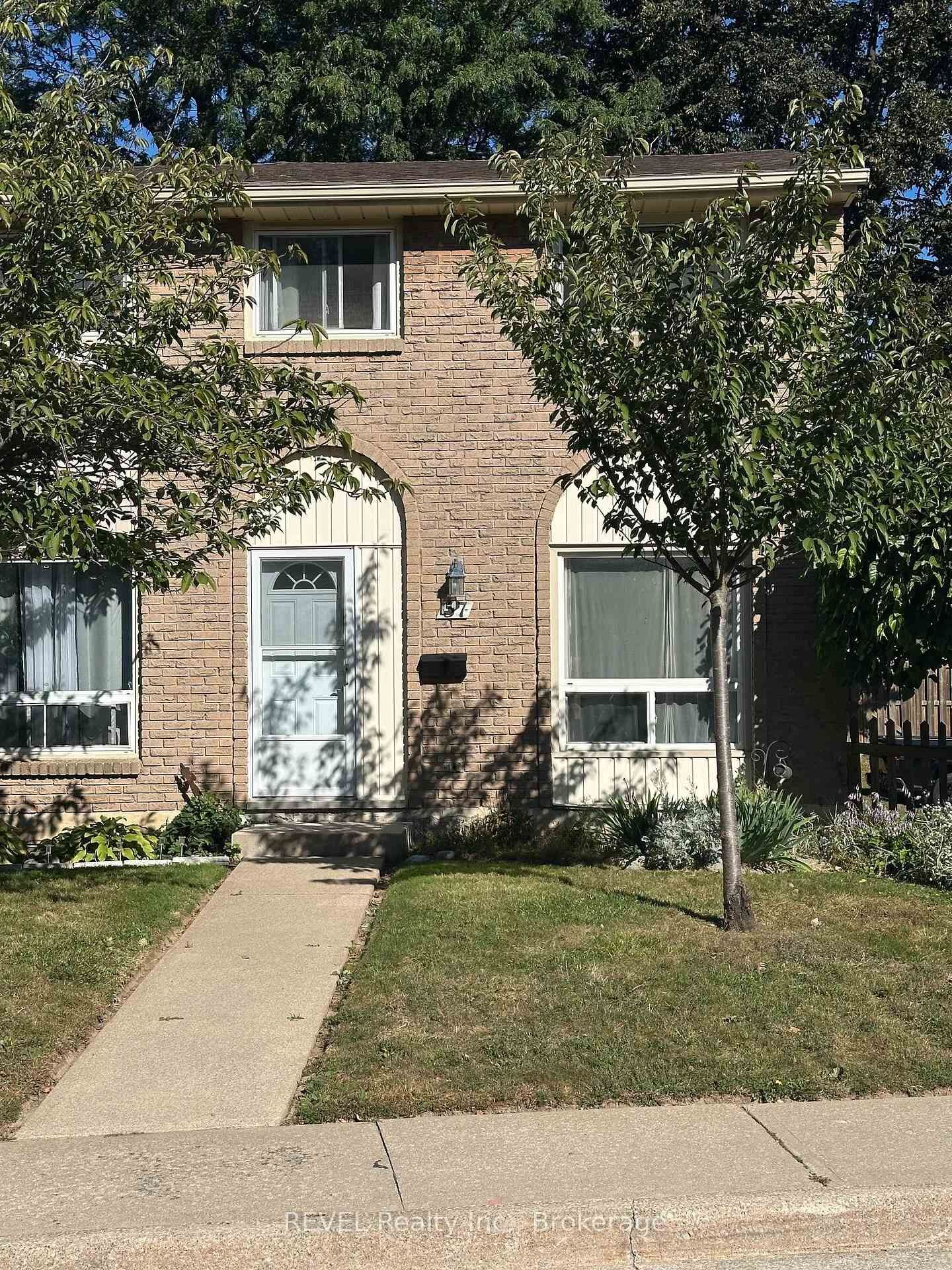 Property Photo:  25 Linfield Drive 57  ON L2N 5T7 
