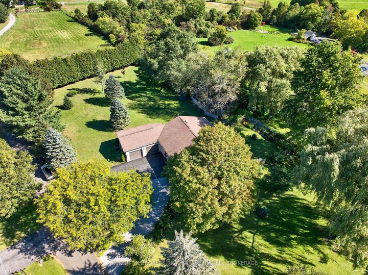 Property Photo:  41 Ferguson Lane  ON K7G 2V5 