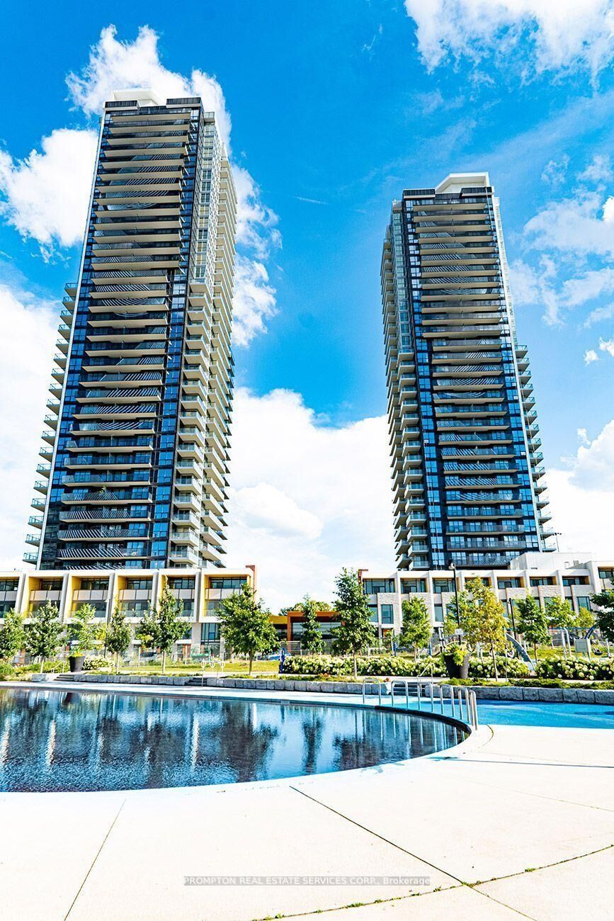 Property Photo:  85 McMahon Drive 907  ON M2K 0H2 