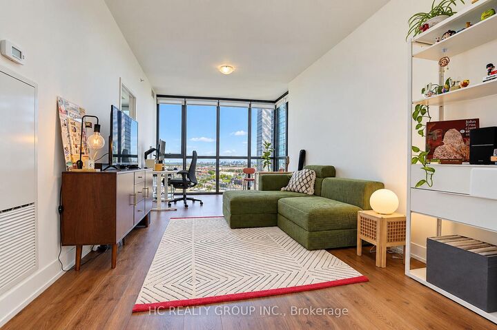 Property Photo:  2916 Highway 7 N/A 1201  ON L4K 0K6 