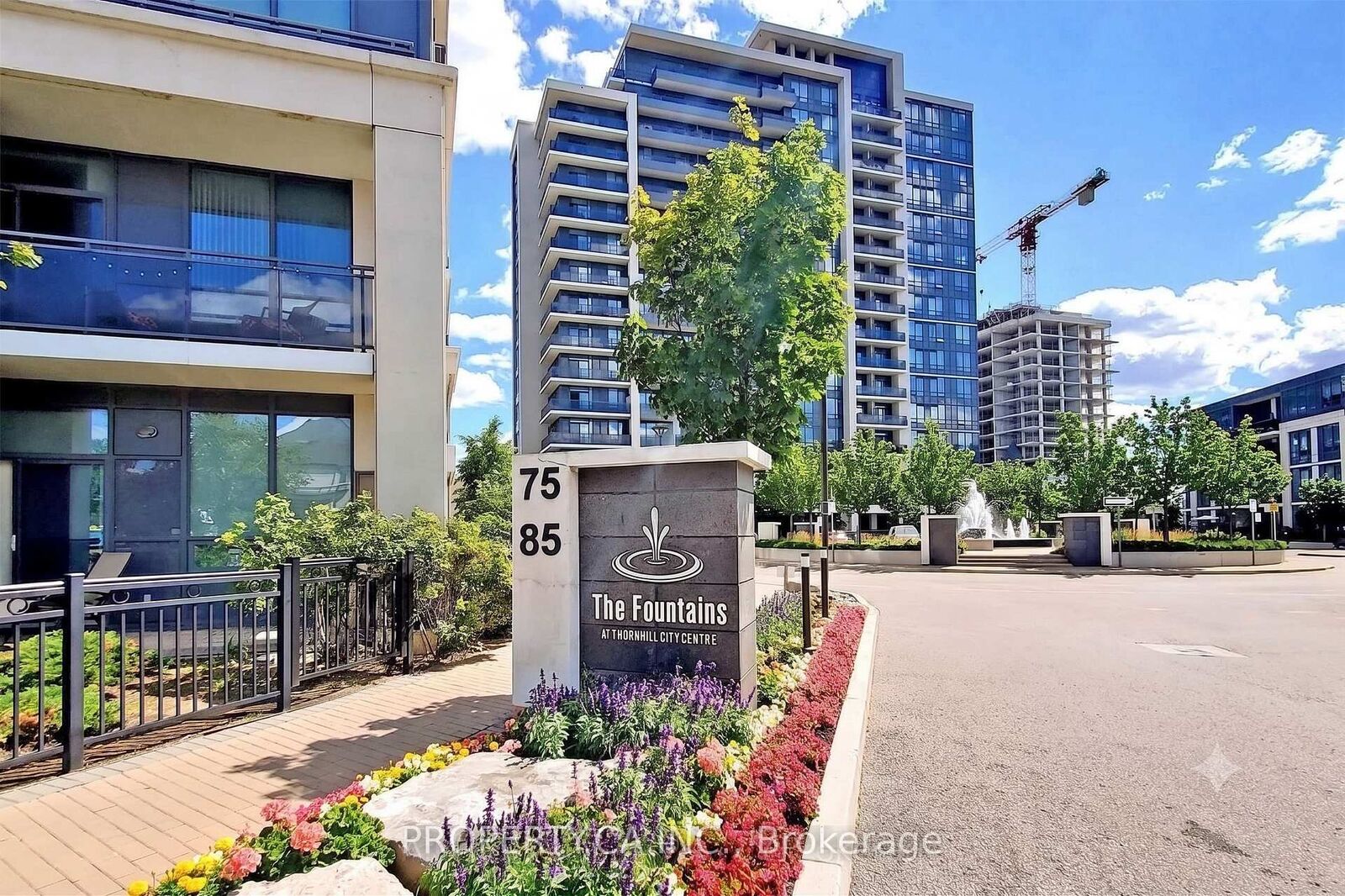 Property Photo:  85 North Park Road 807  ON L4J 0H9 