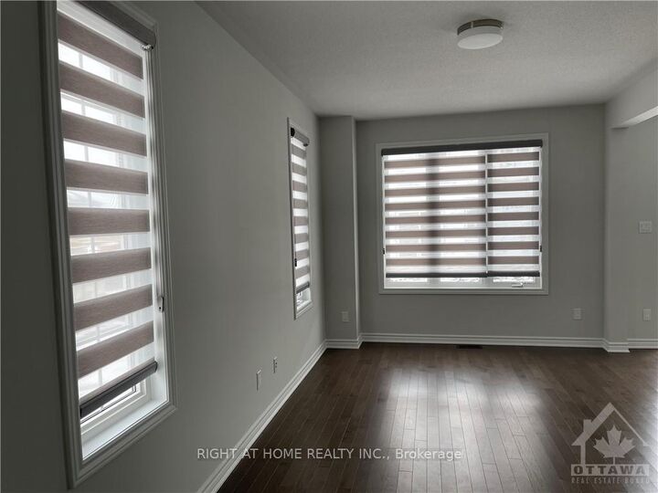 Property Photo:  106 Mesa Drive  ON K2J 6V9 