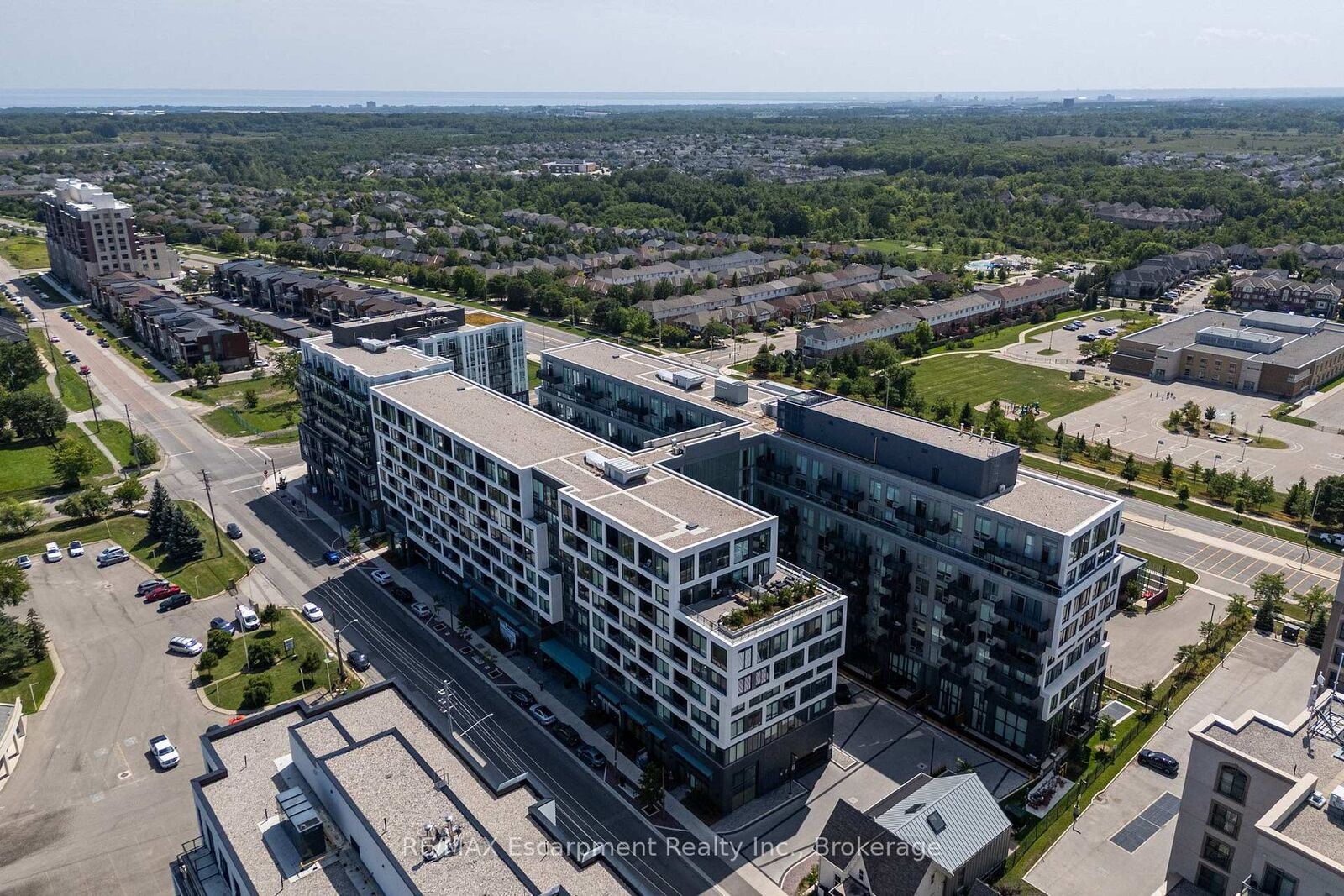 Property Photo:  2450 Old Bronte Road 707  ON L6M 4J2 