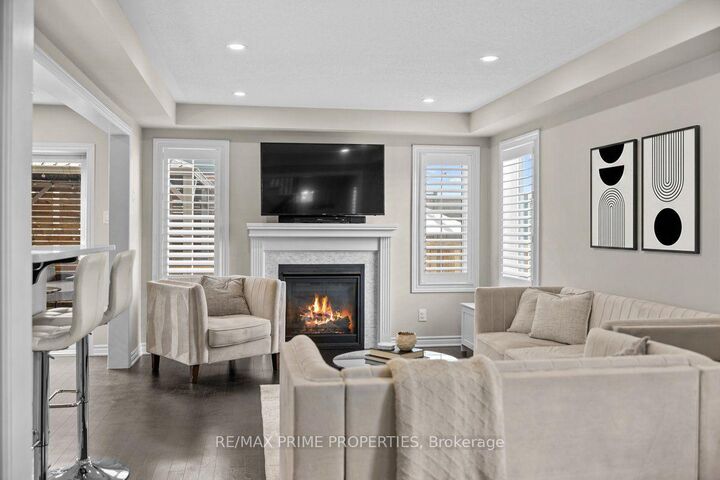 Property Photo:  350 Sweetfern Crescent  ON K4A 1A5 