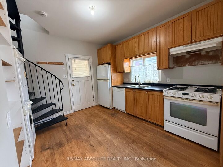 Property Photo:  222 Ste Monique Street  ON K1L 7P8 
