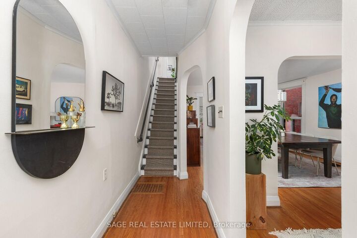 Property Photo:  130 West Lodge Avenue  ON M6K 2T5 