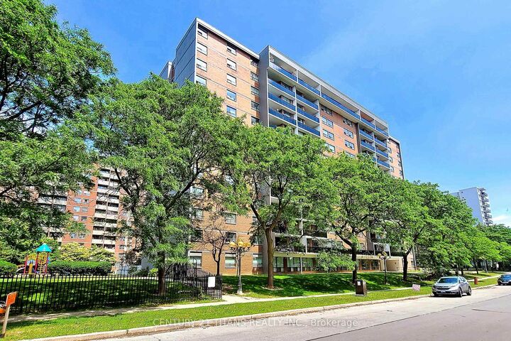 Property Photo:  20 Gilder Drive 1208  ON M1K 5E1 