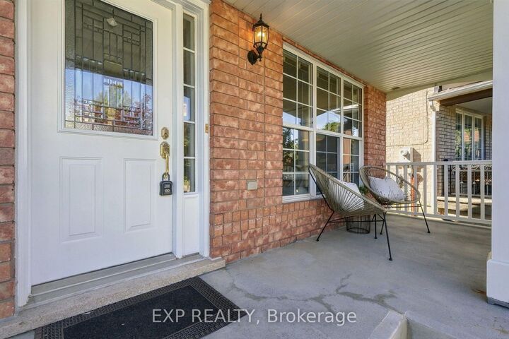 Property Photo:  5362 Longford Drive  ON L5M 7Y3 