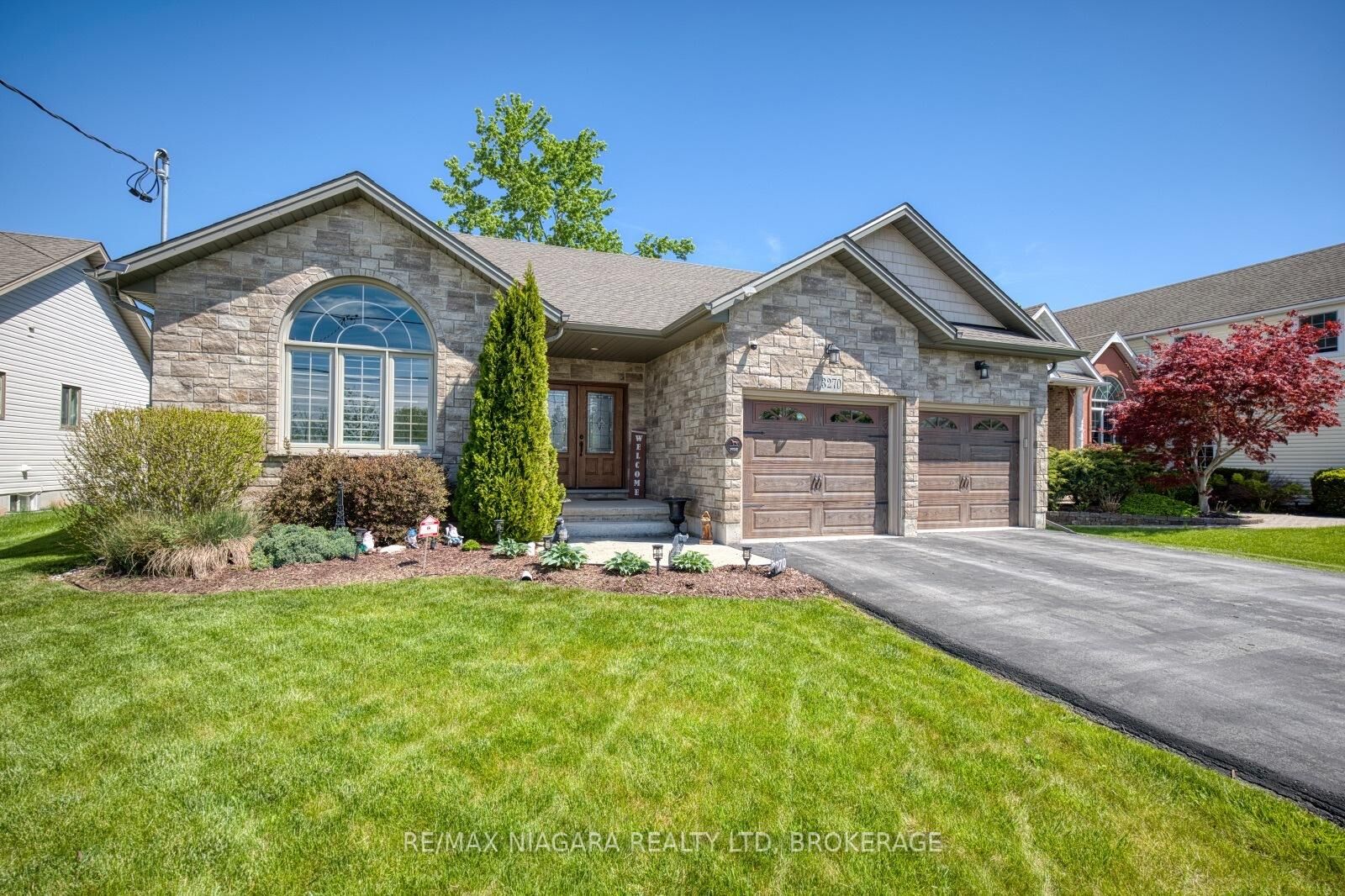 Property Photo:  3270 Thunder Bay Road  ON L0S 1N0 