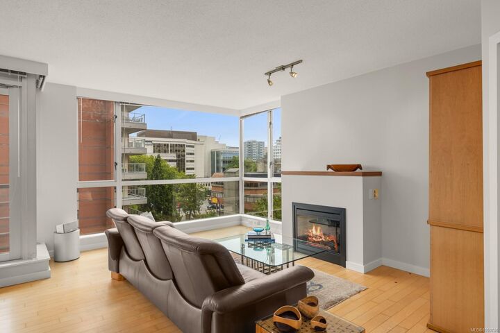 Property Photo:  732 Cormorant St #605  BC V8W 1P8 
