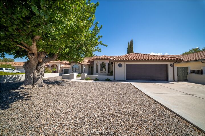 Property Photo:  2706 Golf Drive  AZ 86401 