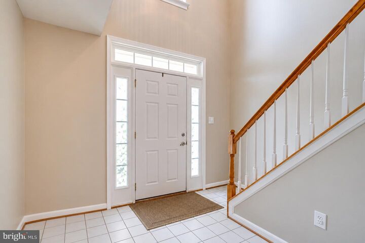 Property Photo:  13077 Woodcutter Circle 118  MD 20876 