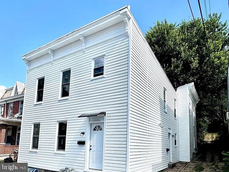 Property Photo:  449 Columbia Street 1  MD 21502 