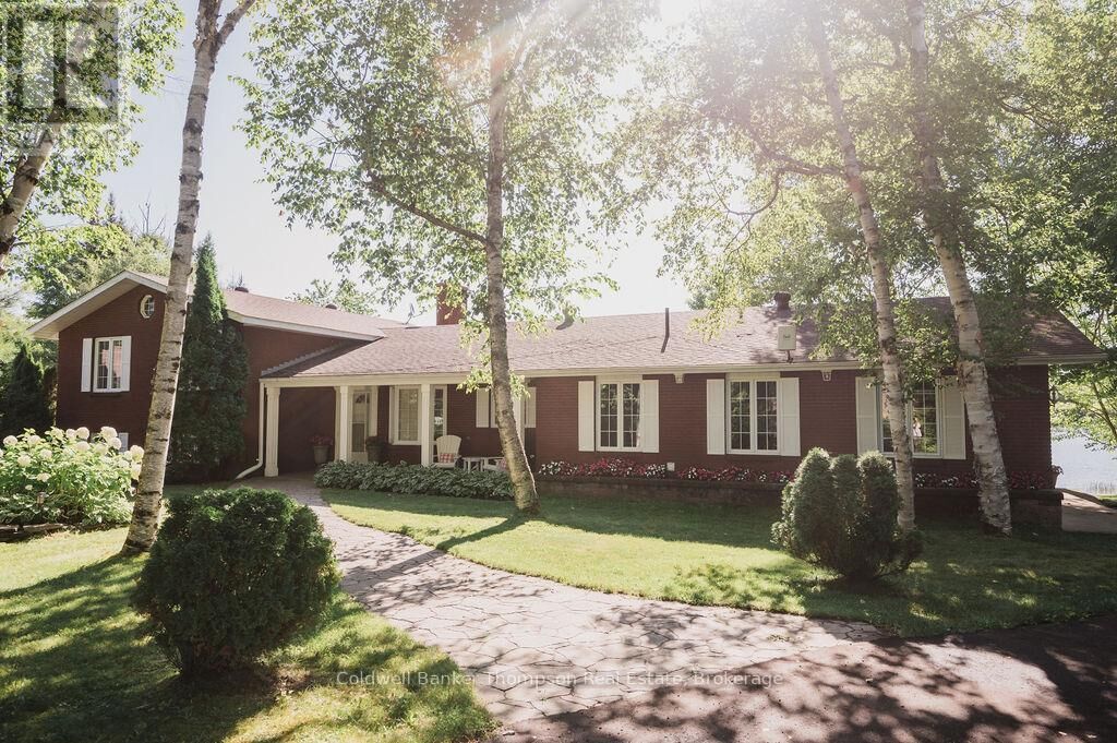 Property Photo: 83 Scarlett Road ON P0A 1X0