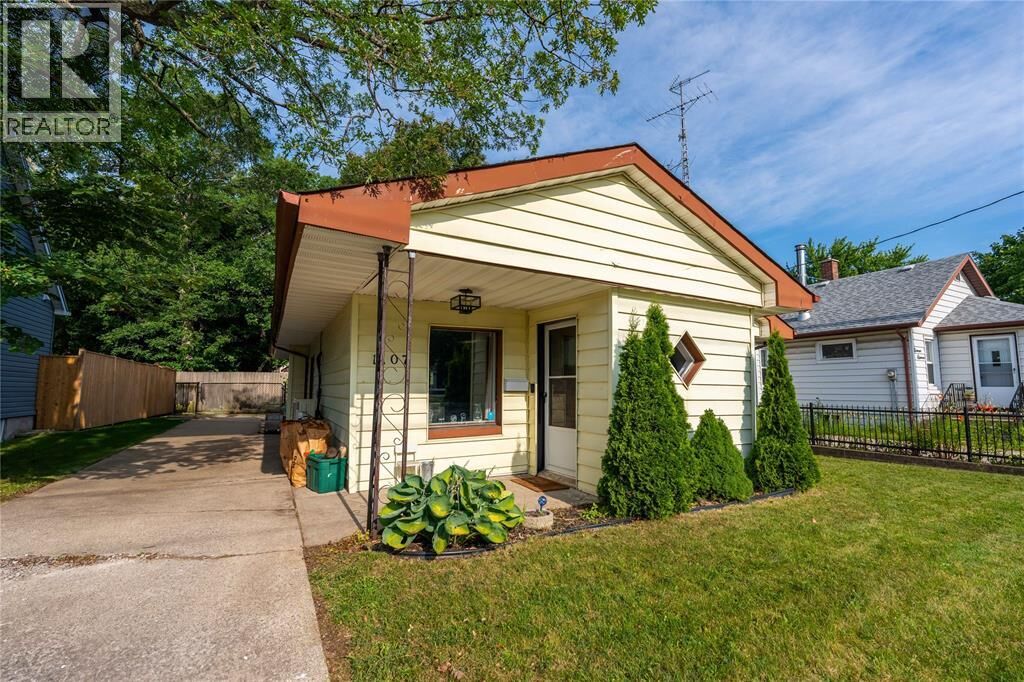 Property Photo: 1107 Colborne Road ON N7V 3K8