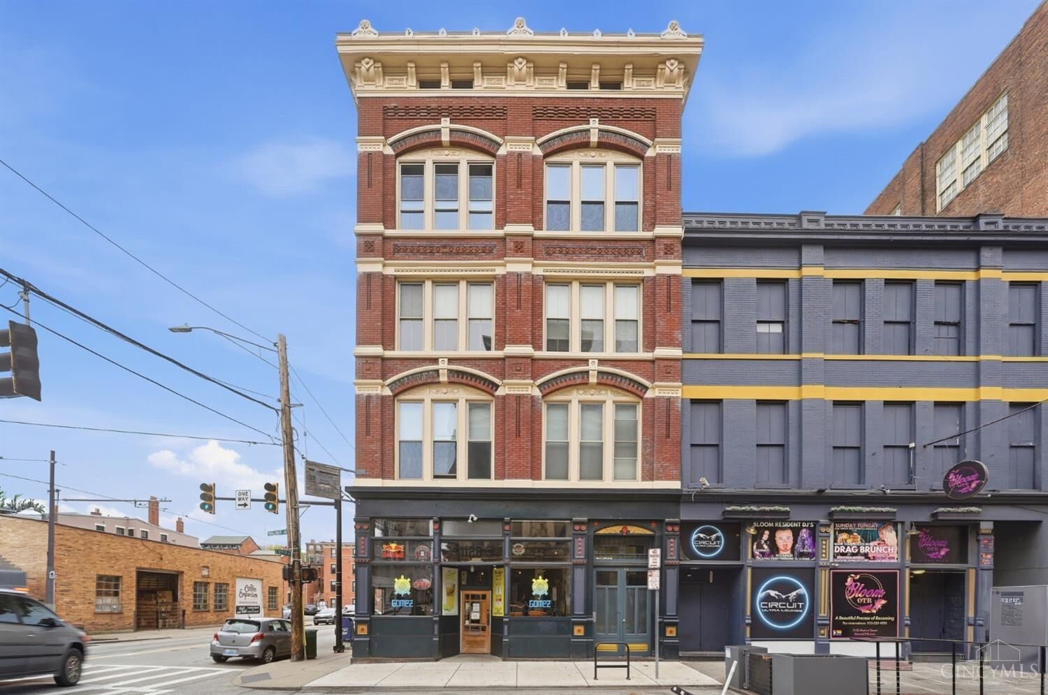 Property Photo:  1126 Walnut Street  OH 45202 