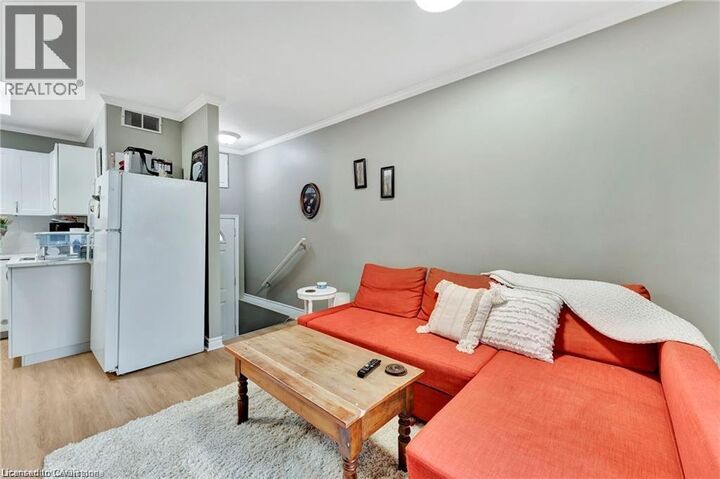 Property Photo:  93 Robertson Crescent  ON N2E 1A6 